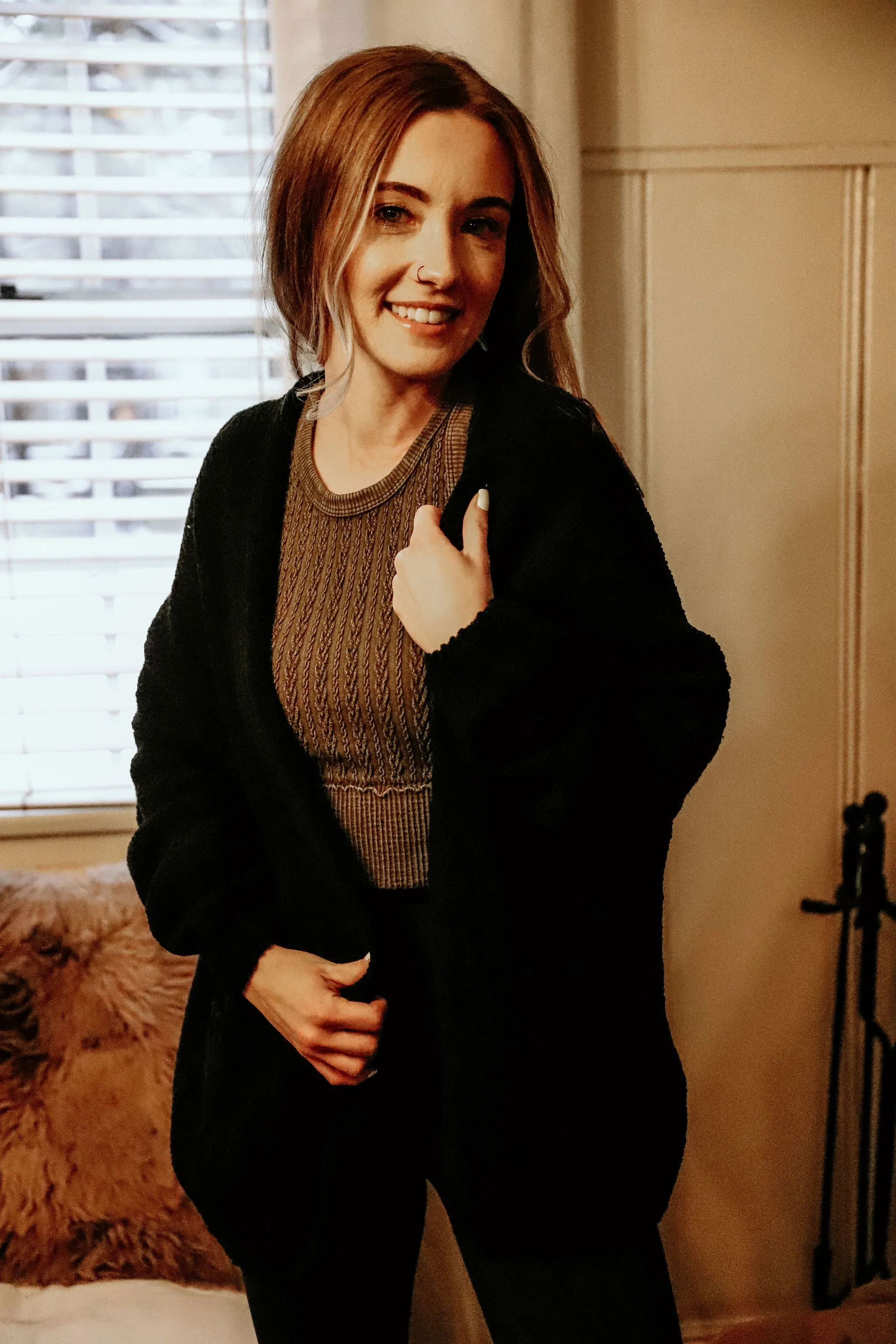 NAPA  VALLEY SWEATER - BLACK