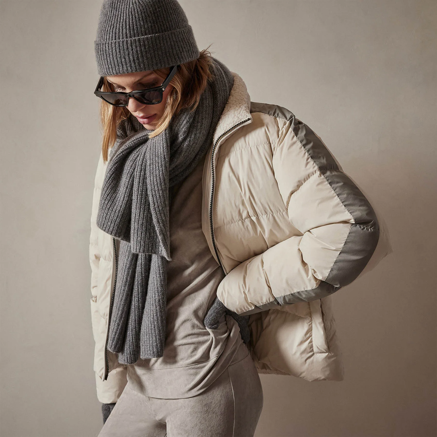 Side Stripe Puffer Jacket - Cloud/Silver