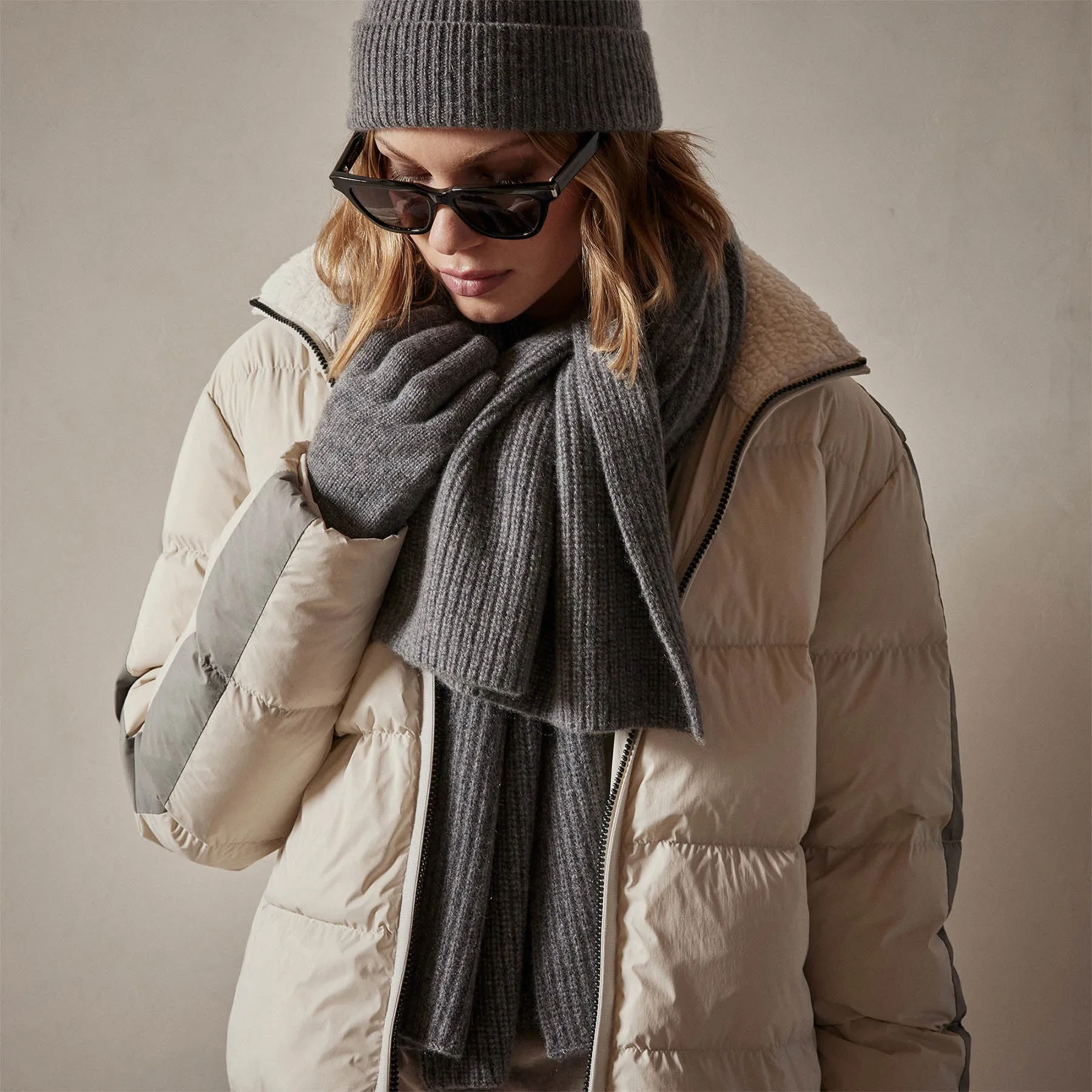 Side Stripe Puffer Jacket - Cloud/Silver