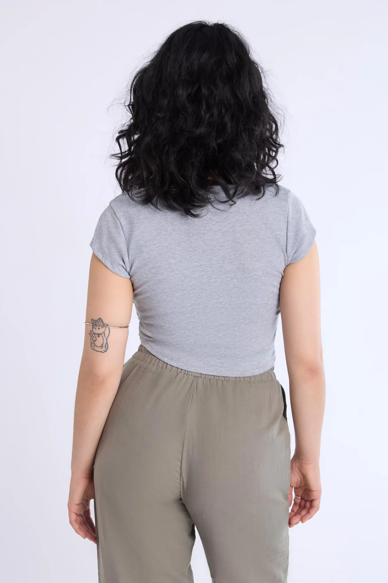 T-shirt court Henley ourlet arrondi