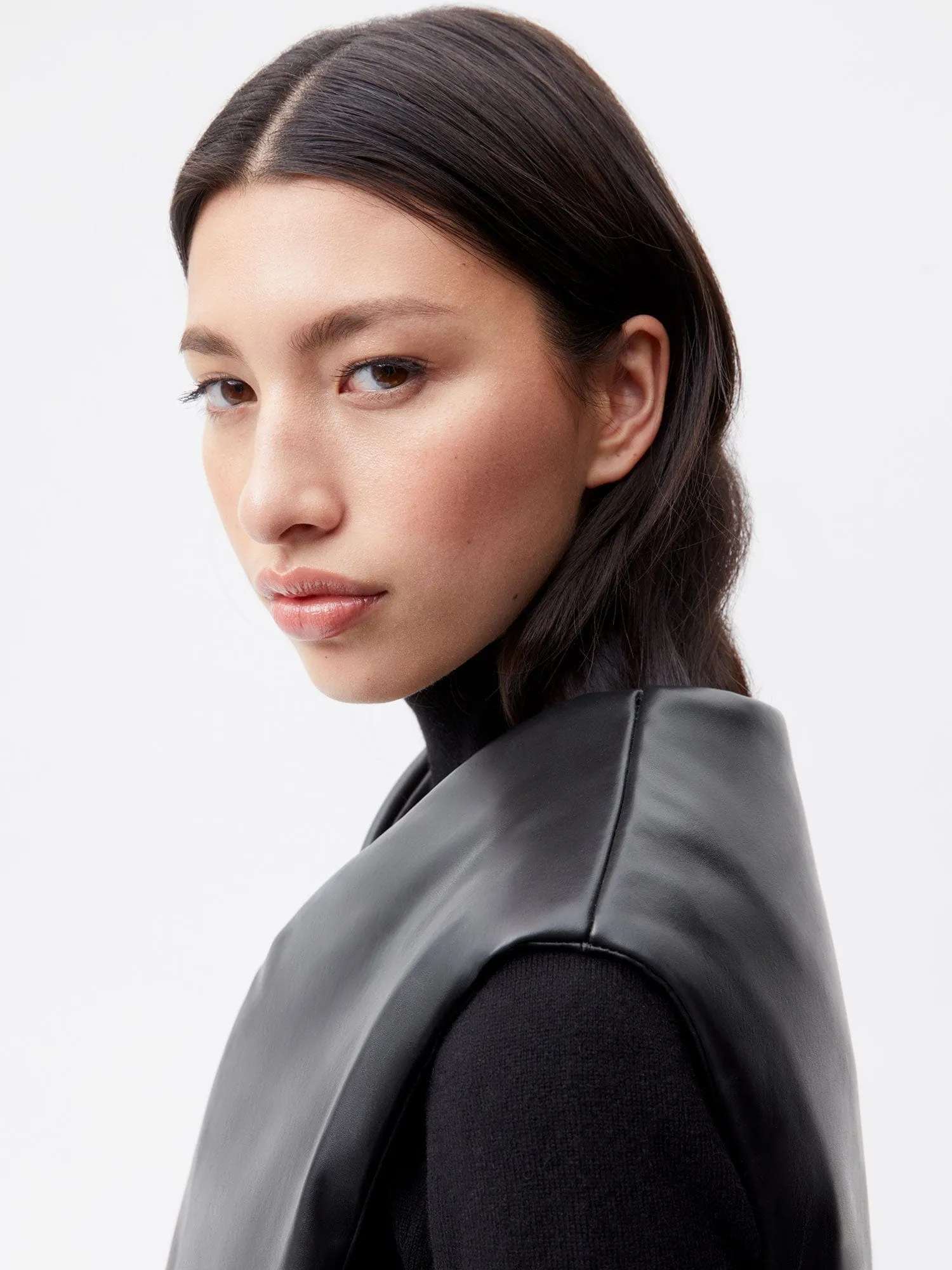 The Air Gilet—black